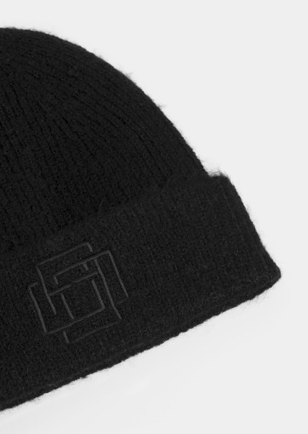 Thalita Rib Beanie _ 161586 _ Black Texture