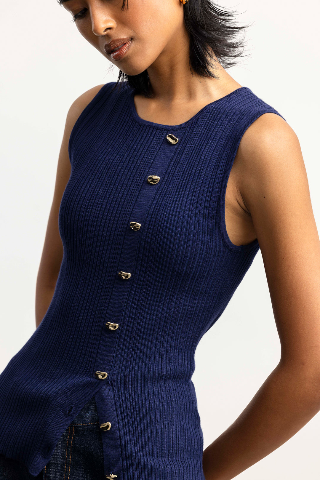 Nia Ribbed Sleeveless Knit Top _ 167833 _ Ink