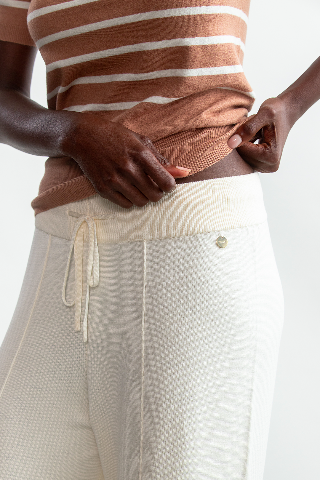 Tara Wide Leg _ 162895 _ Ecru