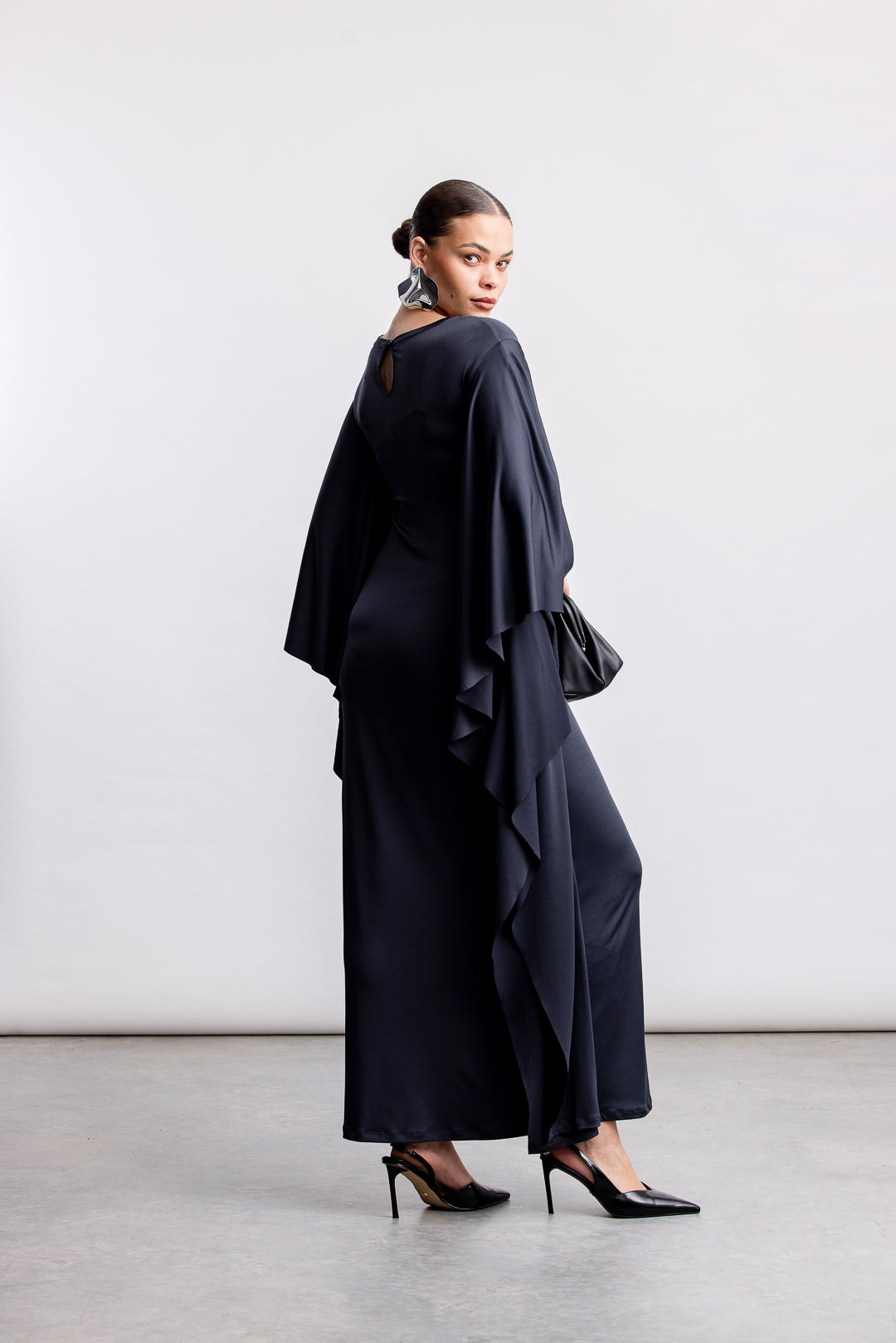Jessie Polyamide Batwing Maxi _ 170156 _ Charcoal