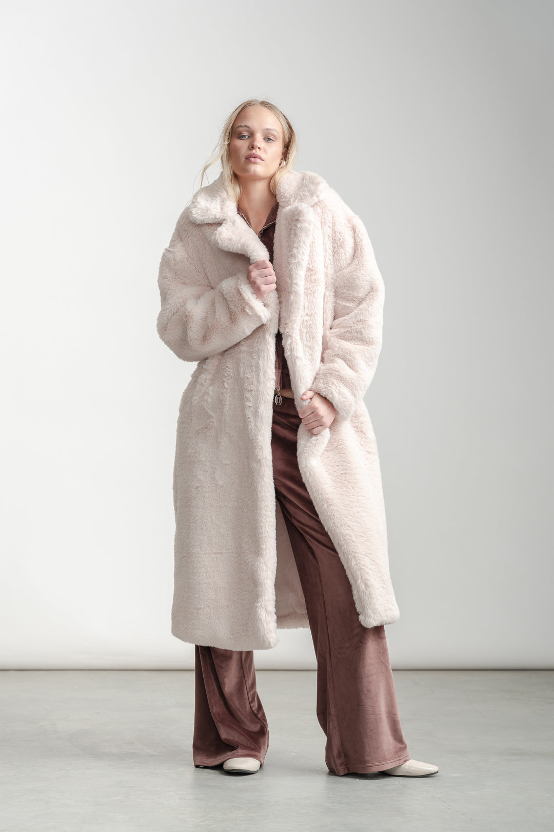 Paige Faux Fur Coat _ 160121 _ Milk