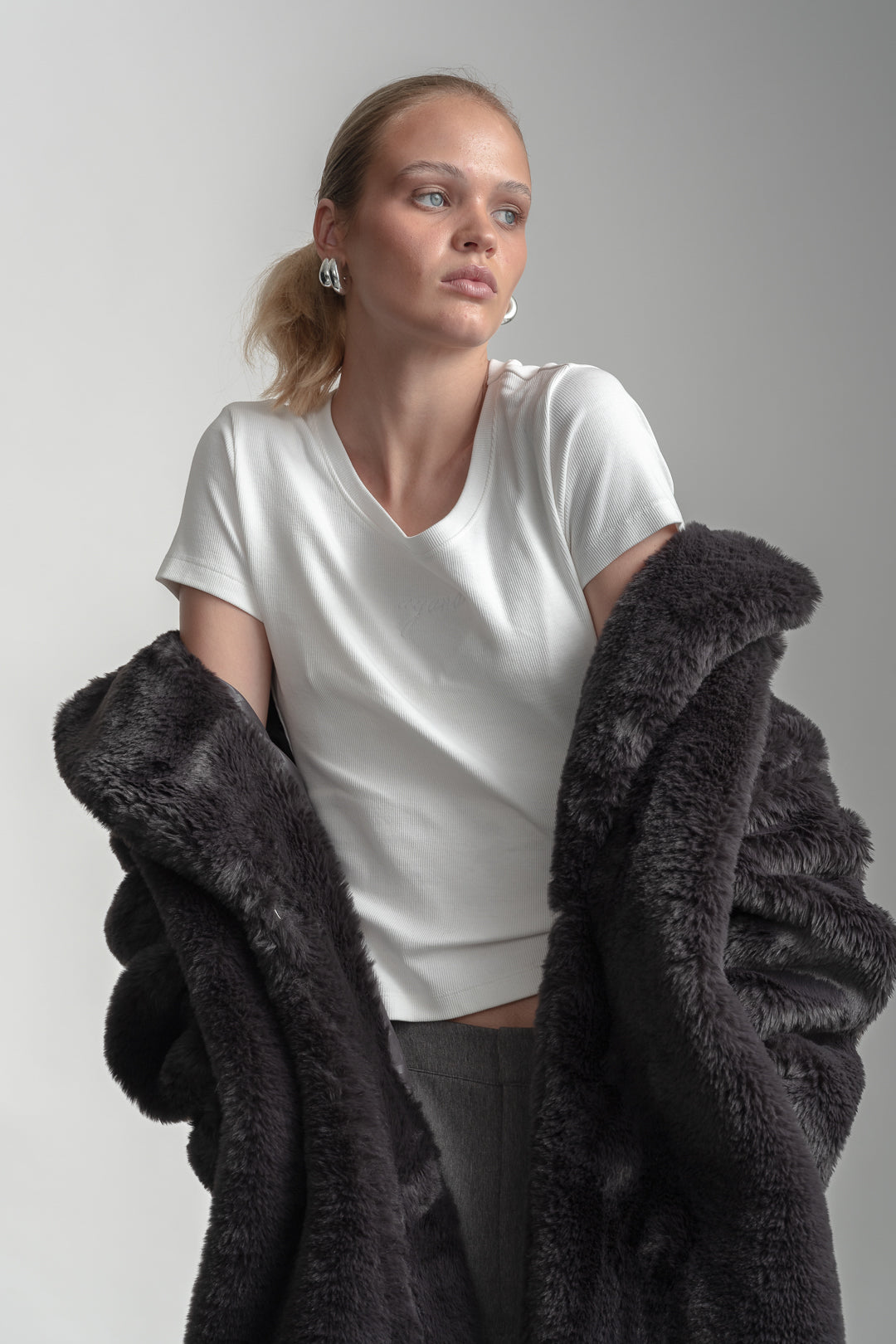 Laynie Faux Fur Coat _ 160120 _ Charcoal
