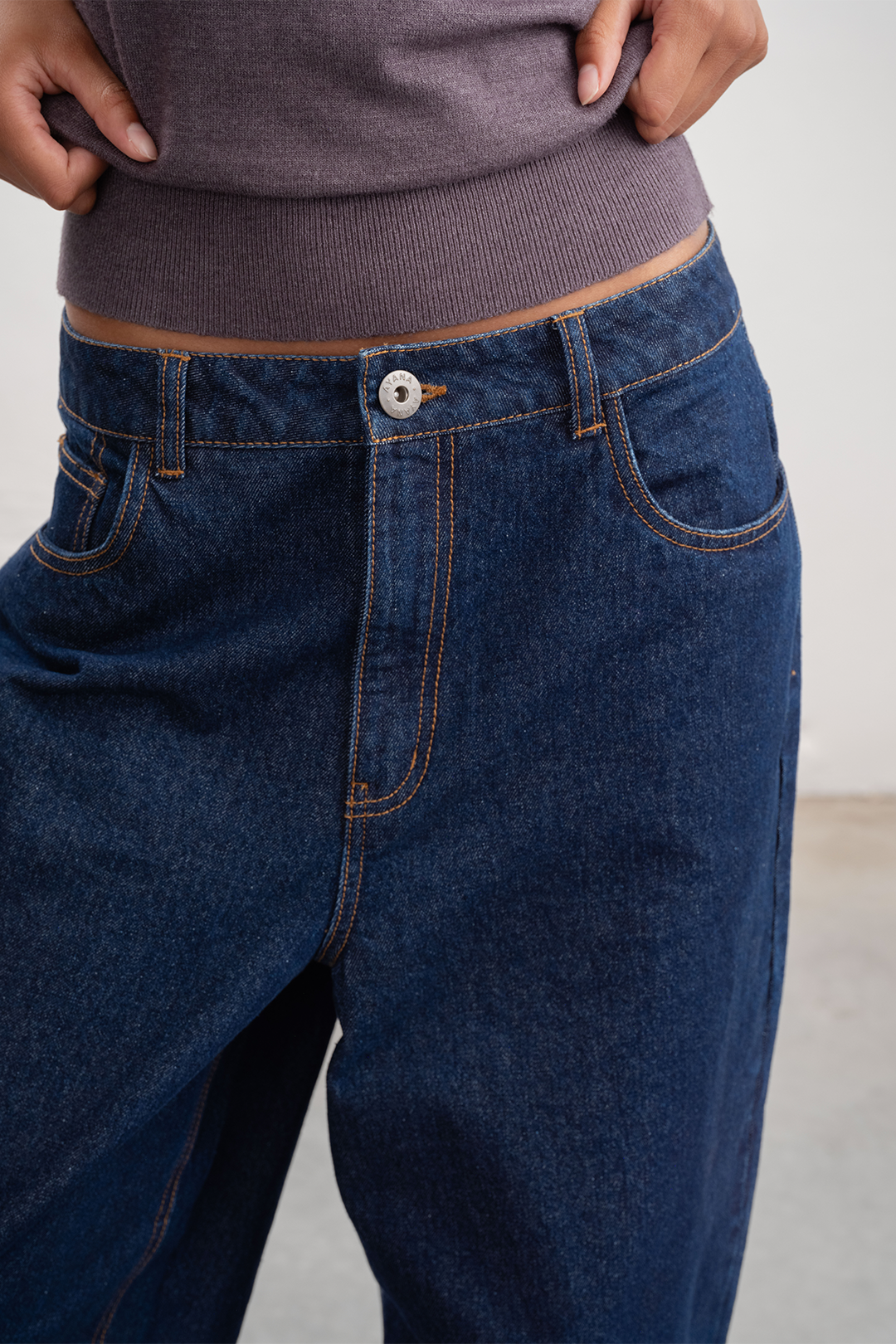 Bronwyn Barrel Leg Denim _ 157115 _ Dark Blue