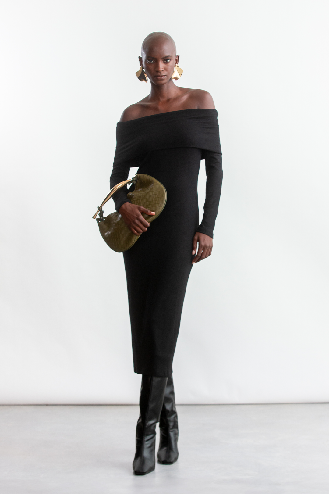 Amelia Bardot Dress _ 157177 _ Black Texture