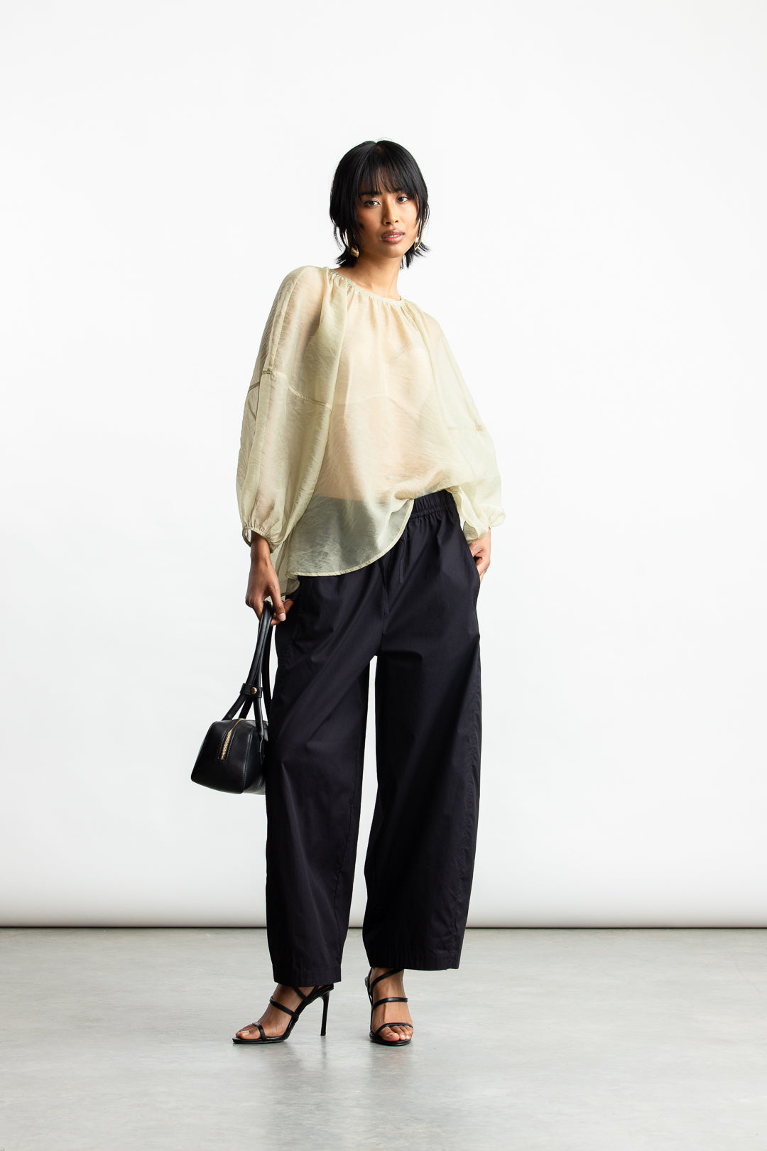 Marlow Barrel Leg Pants _ 168100 _ Black Texture