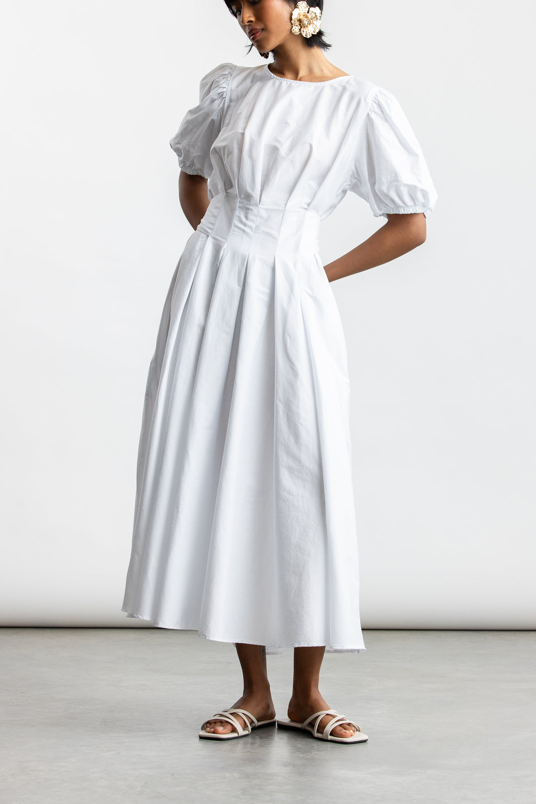 Kavita Puff Sleeve Midi _ 173160 _ White