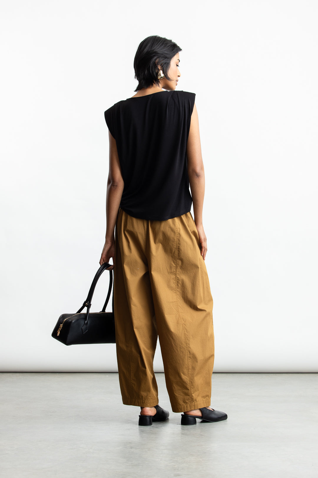 Frankie Shoulder Detail Top _ 172502 _ Black