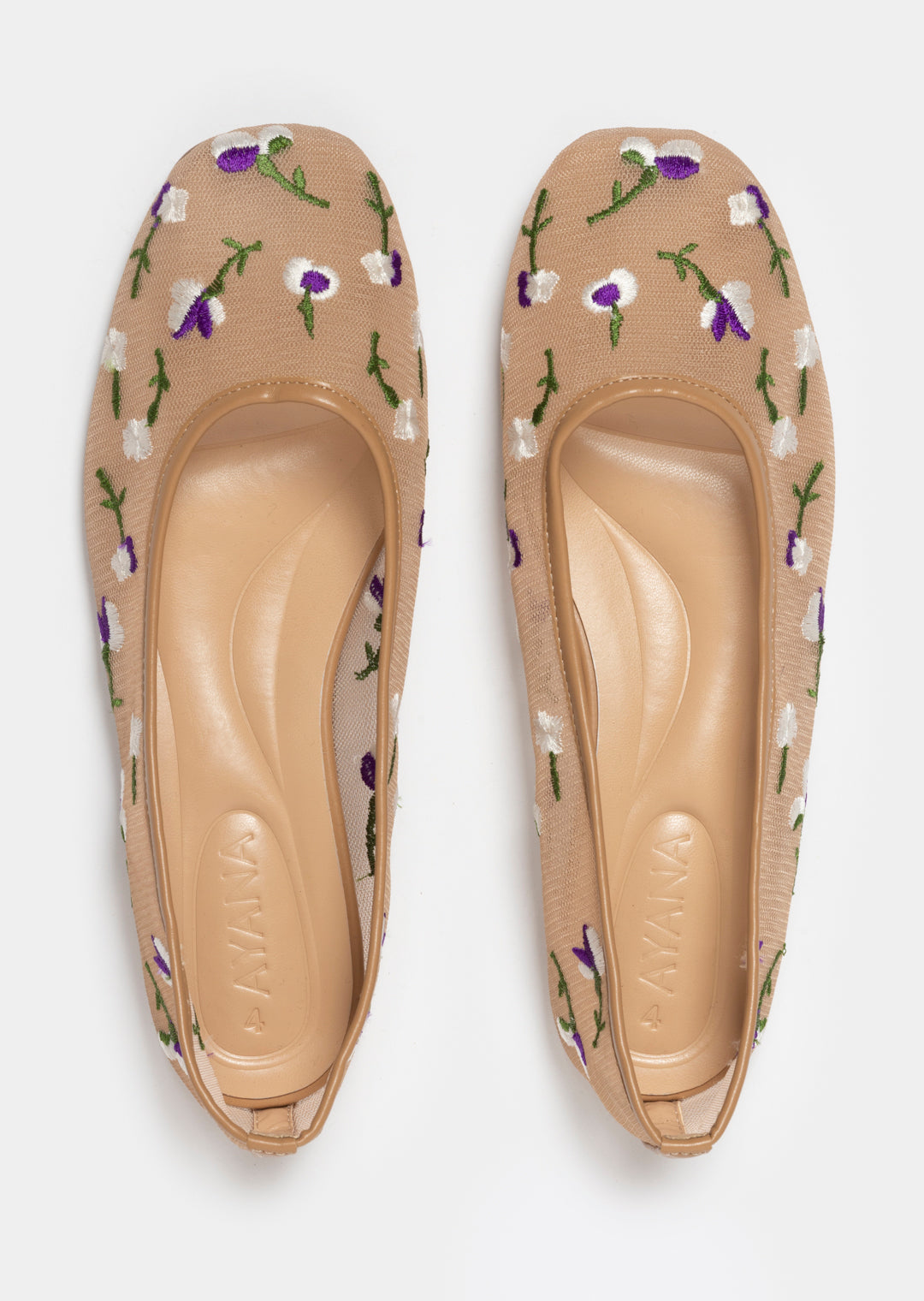Vuyo Embroidered Pump _ 168355 _ Assorted