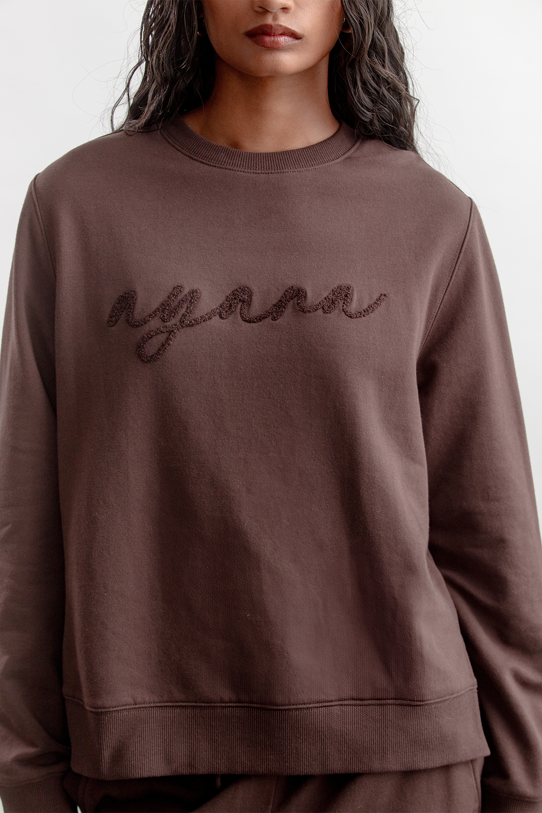 Hannah Sweatshirt _ 160330 _ Chocolate