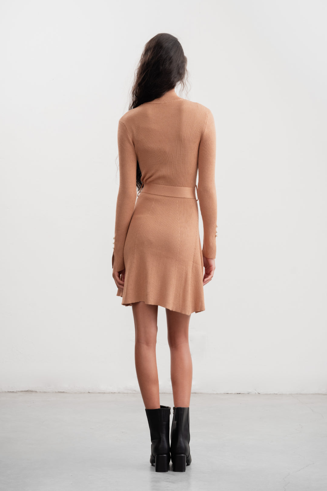 Raven Short Knit Dress _ 158804 _ Stone