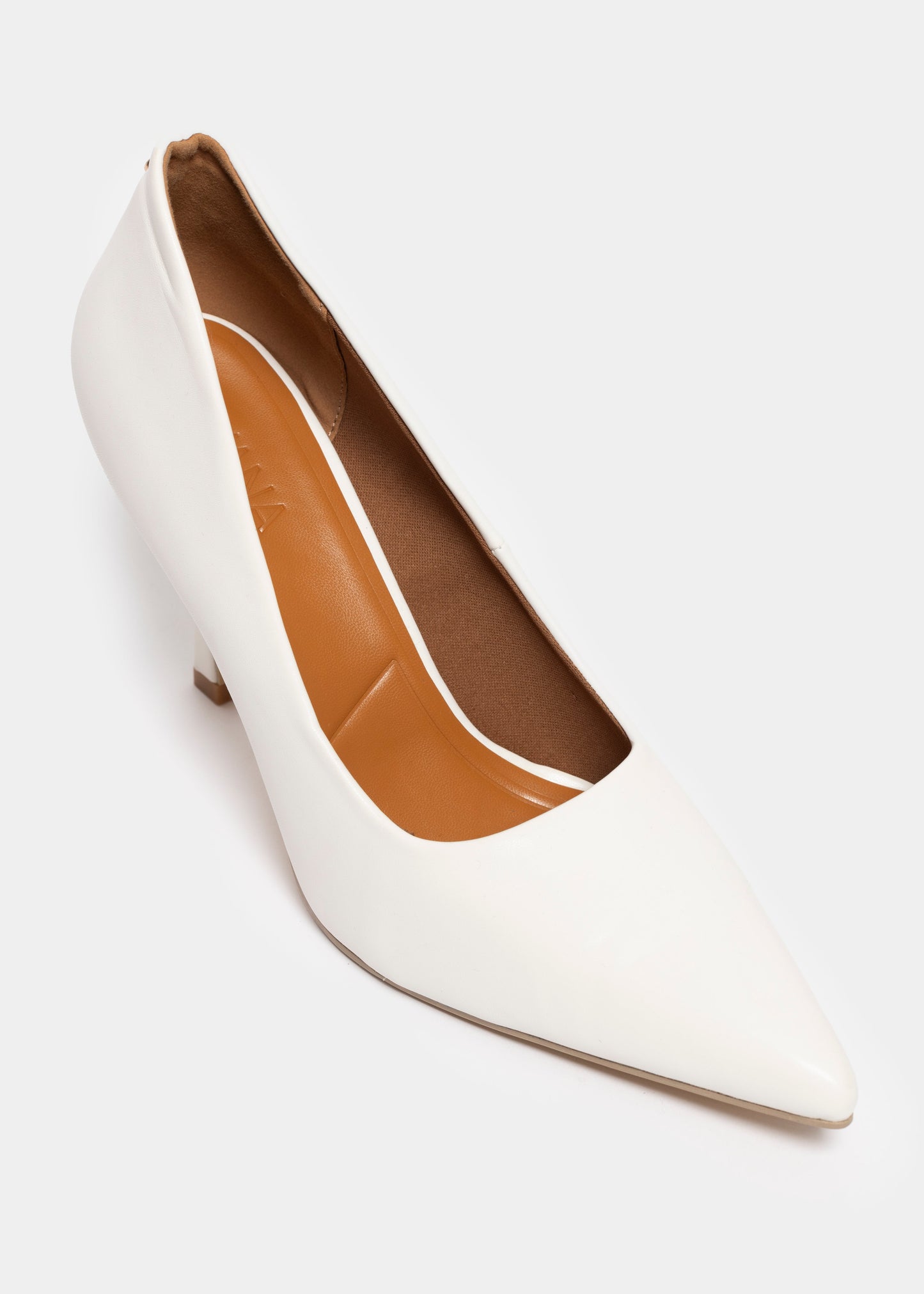 Kelly Court Heel _ 161614 _ Cream