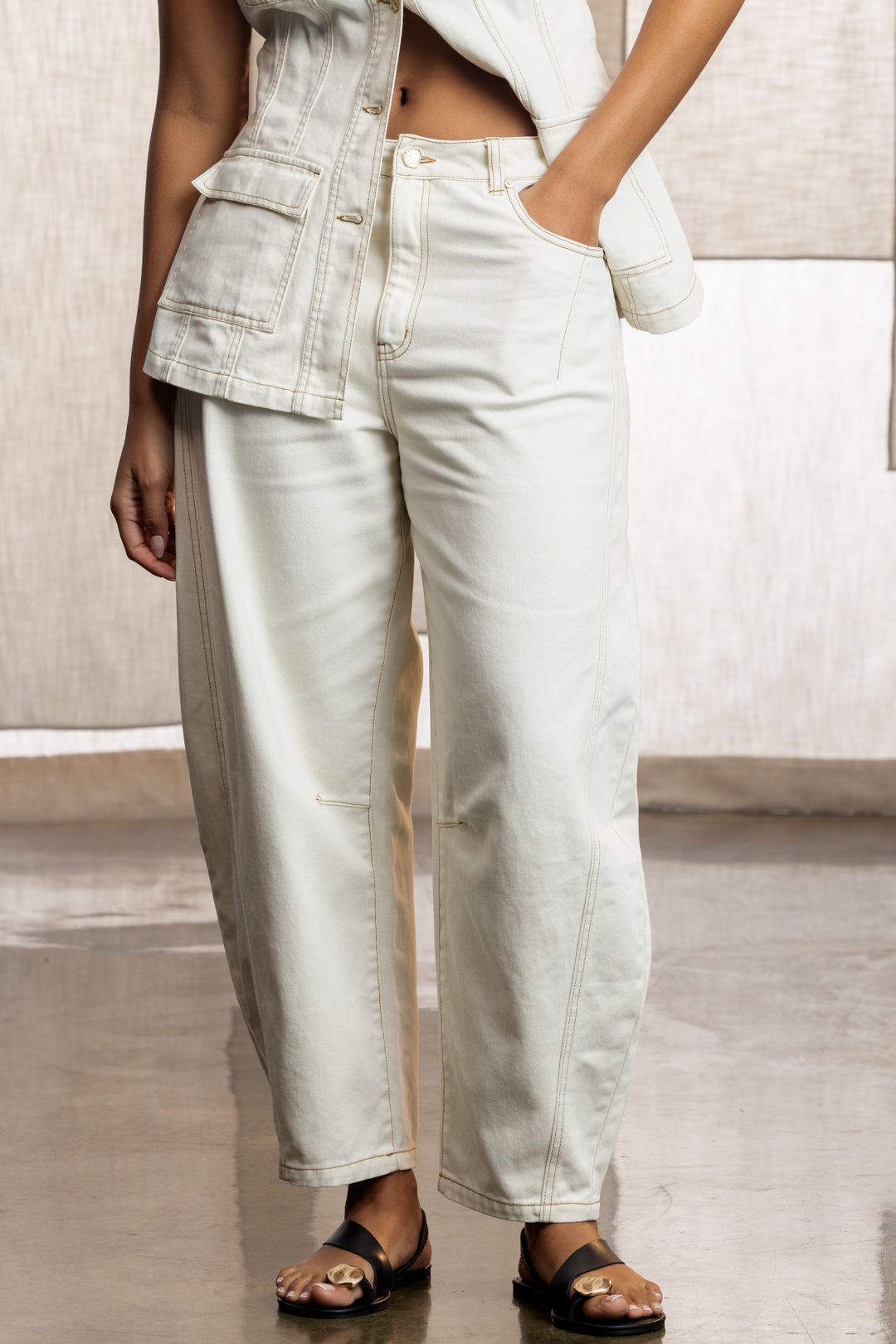Nisrina Panelled Barrel Leg Pant