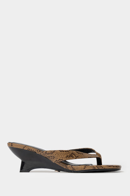 Asonele Toe-Post Wedge
