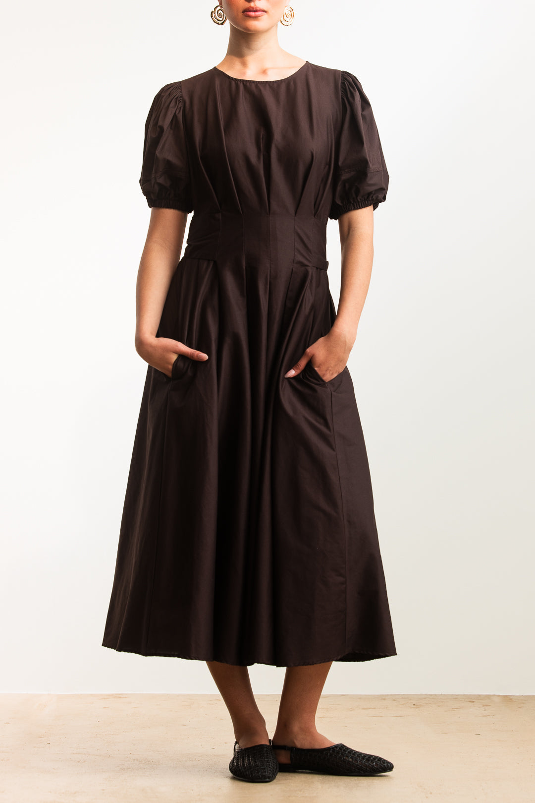 Kavita Puff Sleeve Midi _ 173163 _ Chocolate