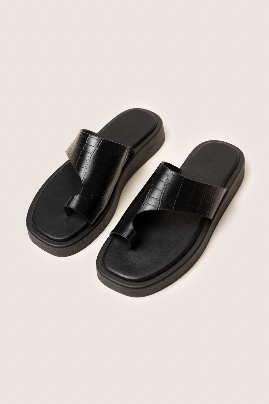 Dipuo Toe-Post Sandal