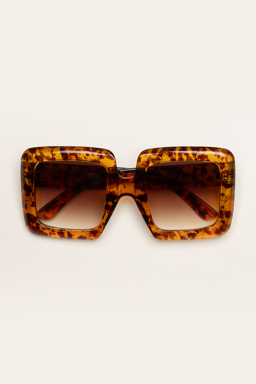 Mpho Oversized Sunglasses