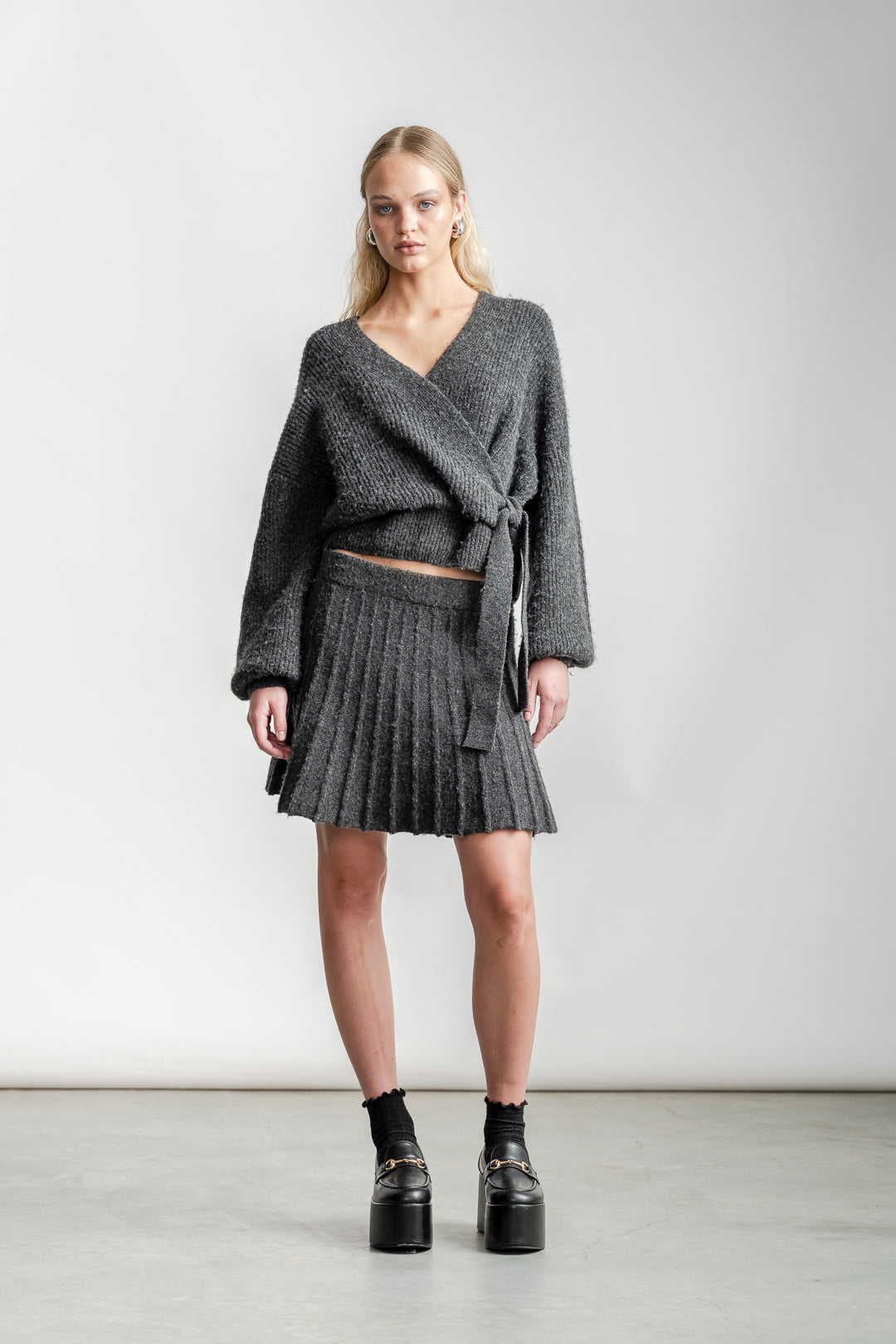 Lola Flippy Mini Skirt _ 162001 _ Charcoal