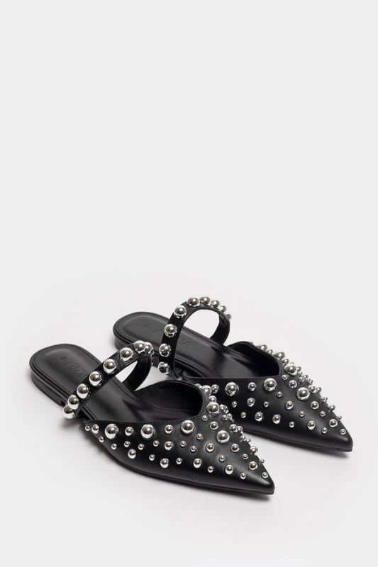 Luleka Studded Pump _ 165572 _ Black Texture