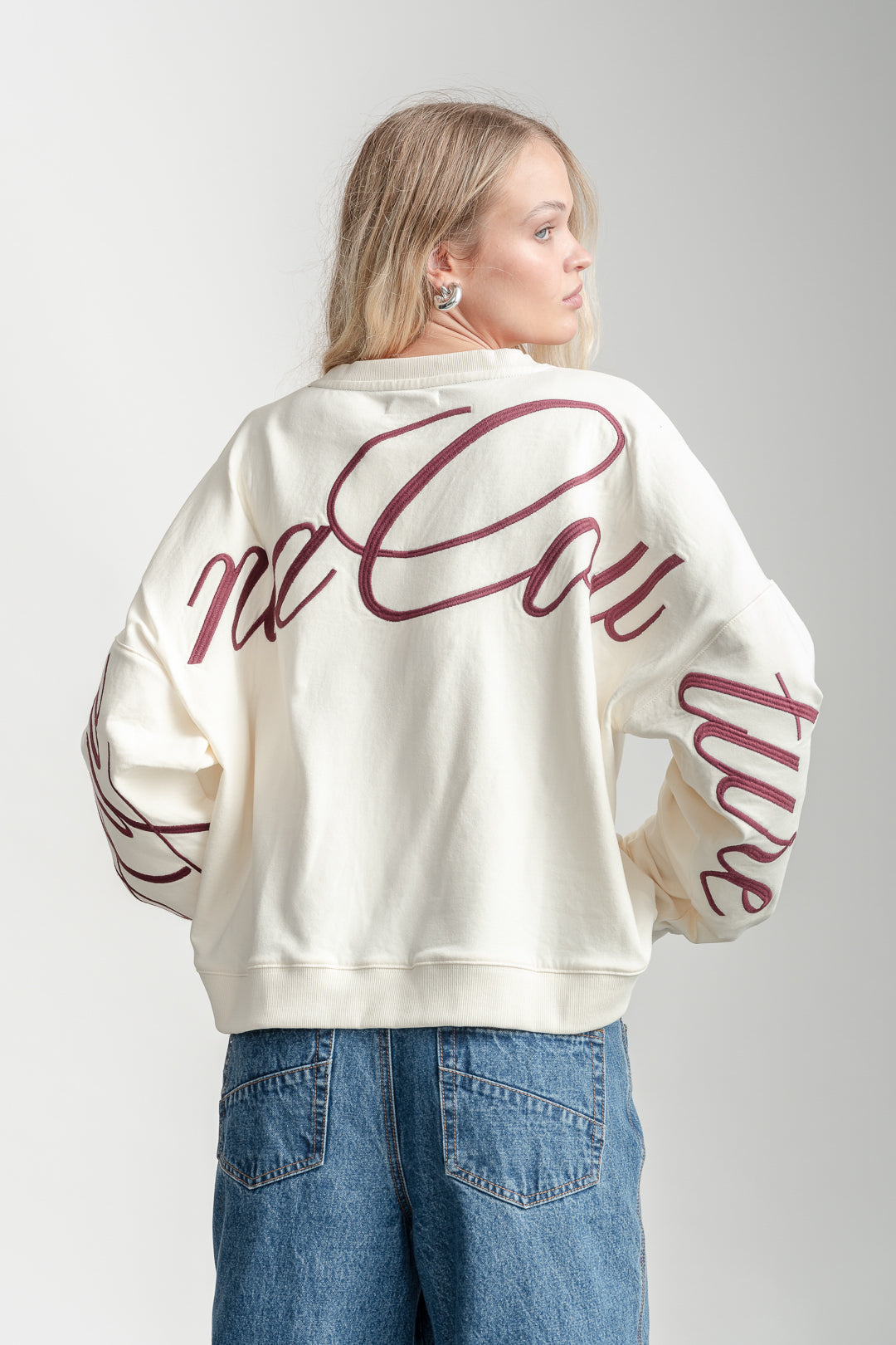 Dominique Cropped Sweatshirt _ 162871 _ Ecru