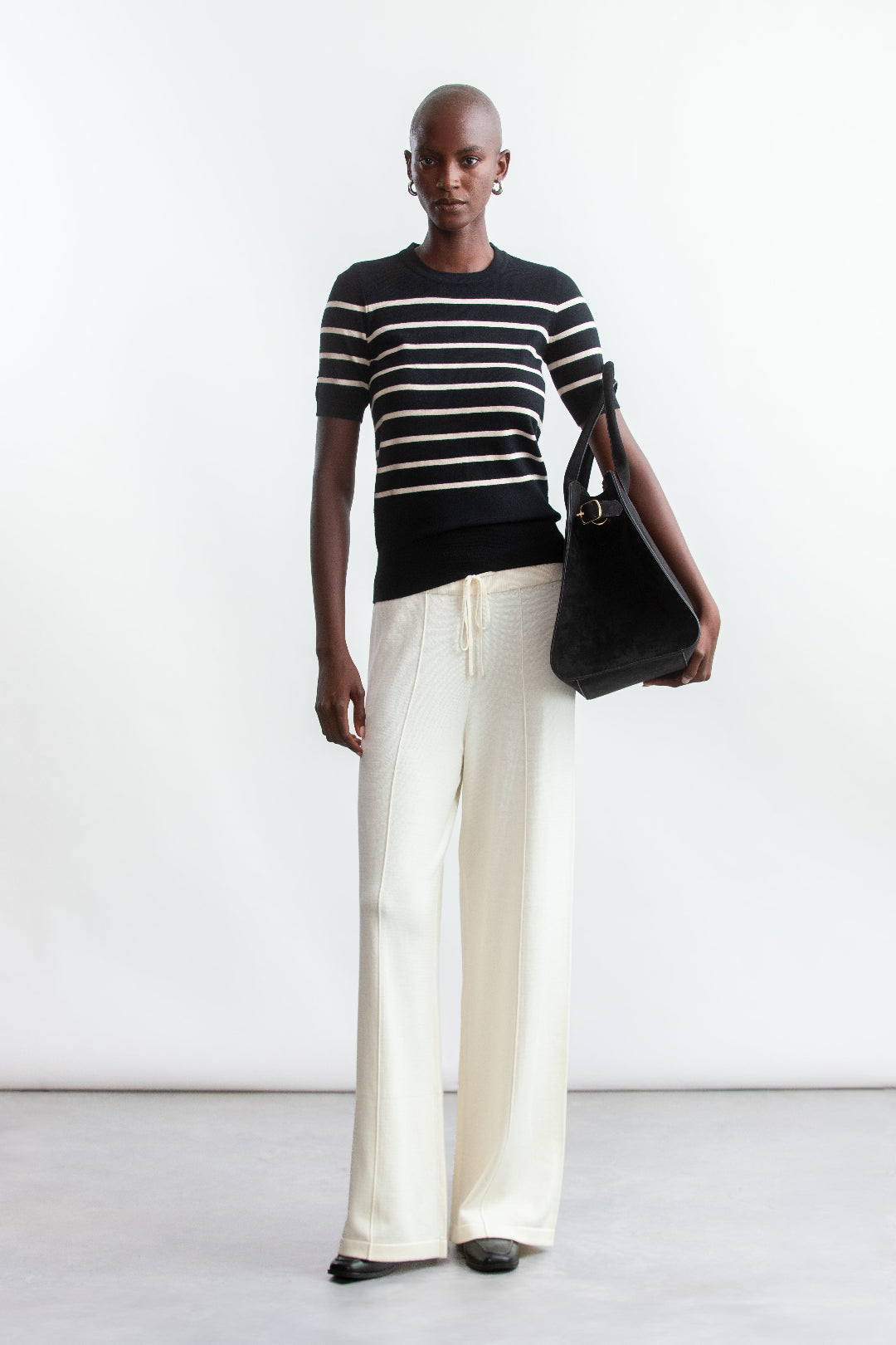 Lucy Ballerina Sleeve _ 157243 _ Black Texture