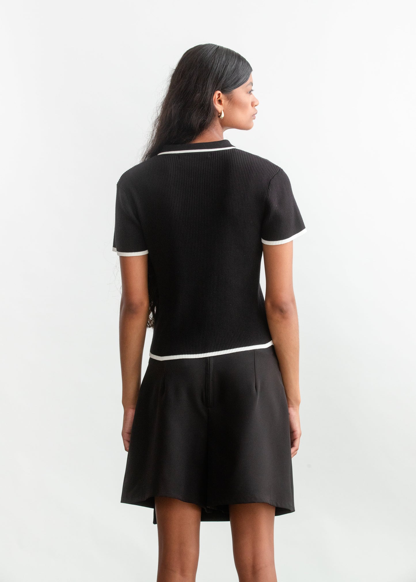 Mich Collar Ballerina Sleeve _ 158795 _ Black Texture