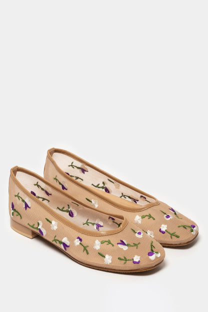 Vuyo Embroidered Pump _ 168355 _ Assorted
