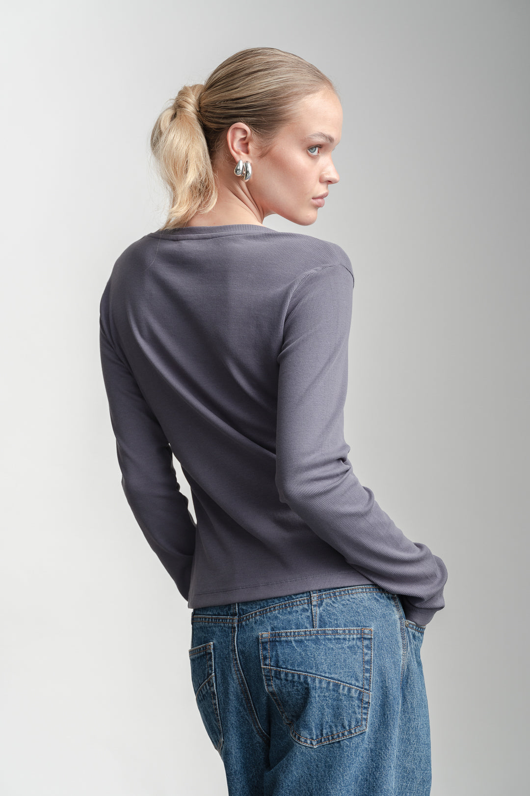 Kefilwe Scoop Neck Rib Top _ 162824 _ Charcoal