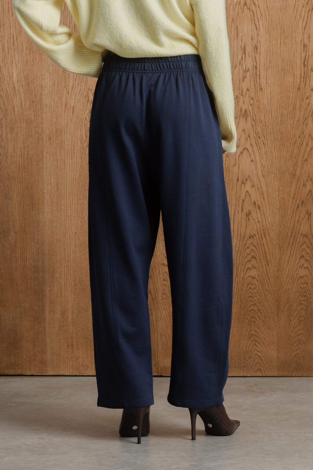 Aya Barrel Trouser