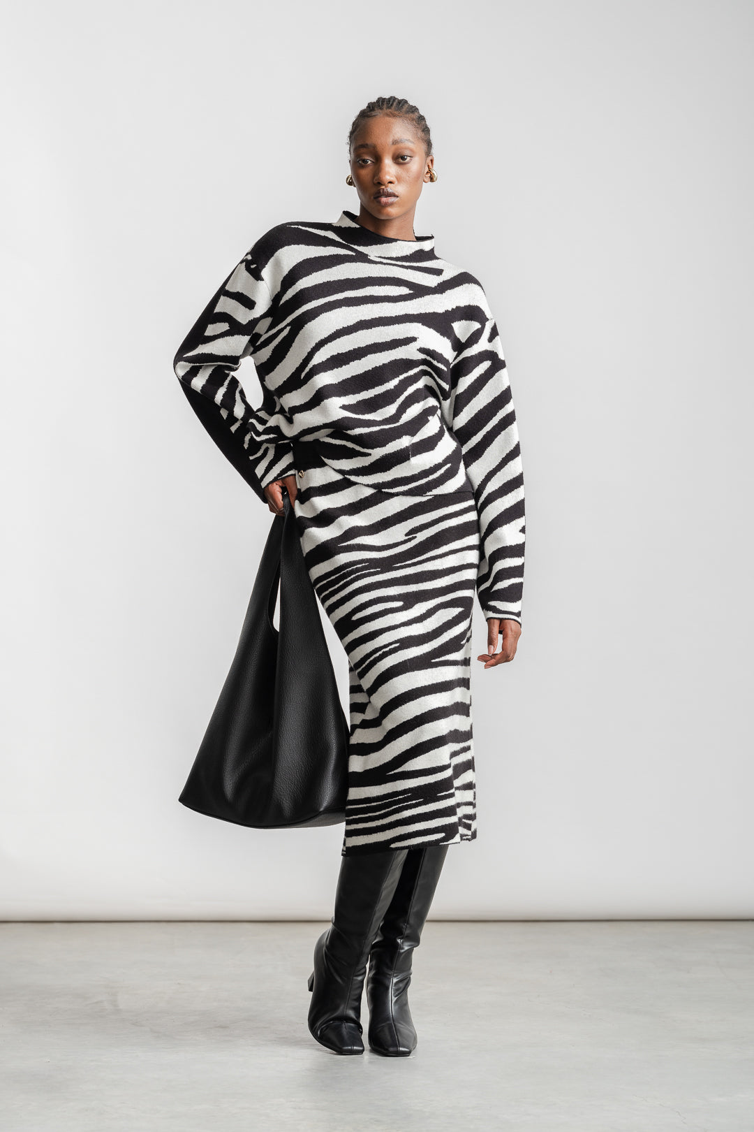 Yolisa Jumper _ 160323 _ Black Texture