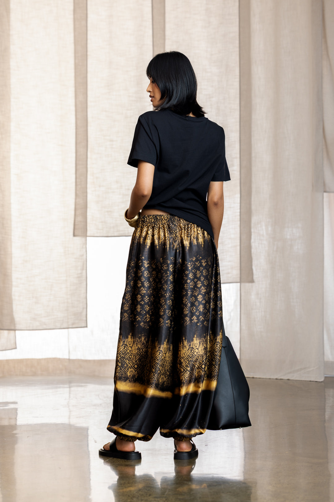 Shayla Balloon Satin Leg Pant