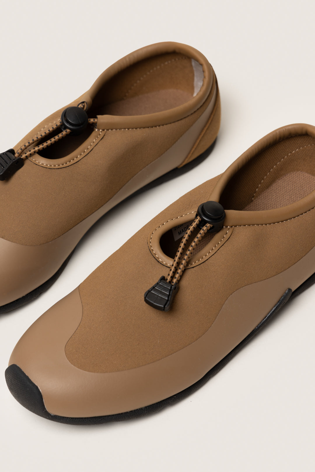 Inathi Slip-On Sneaker
