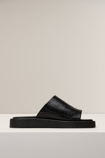 Dipuo Toe-Post Sandal