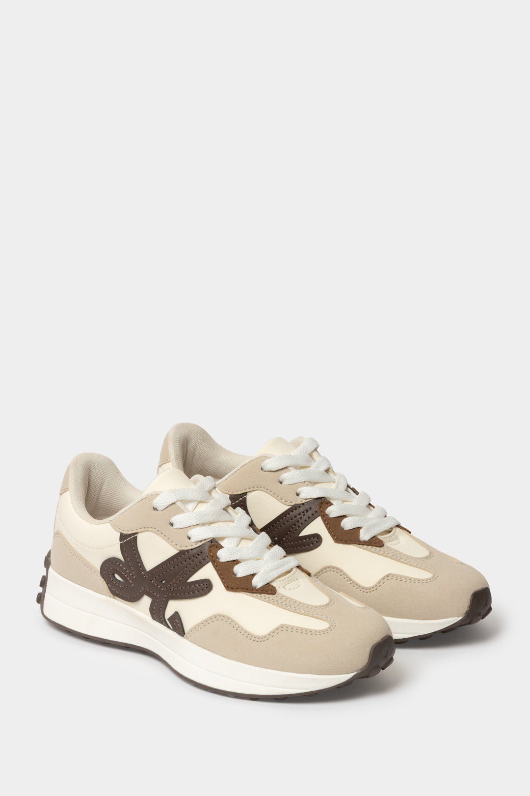 Stella Sneaker