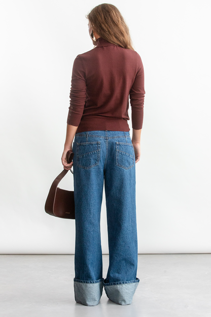 Quinn Poloneck _ 157625 _ Chocolate