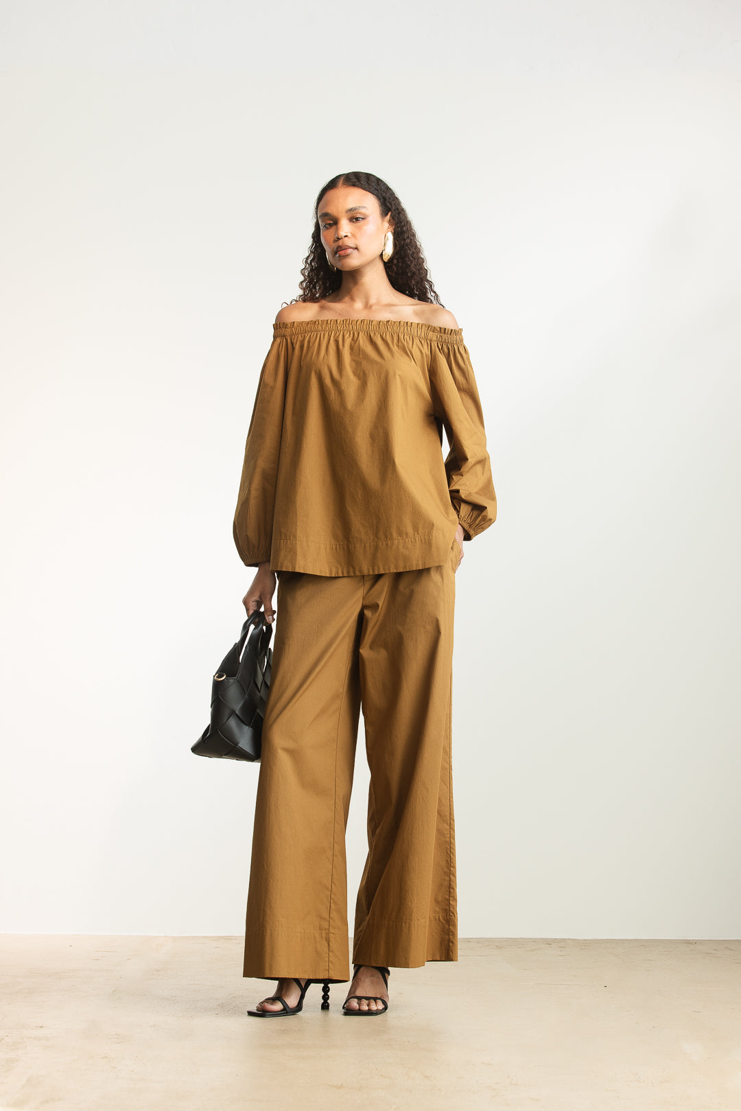 Andisiwe Off-Shoulder Blouse – AYANA