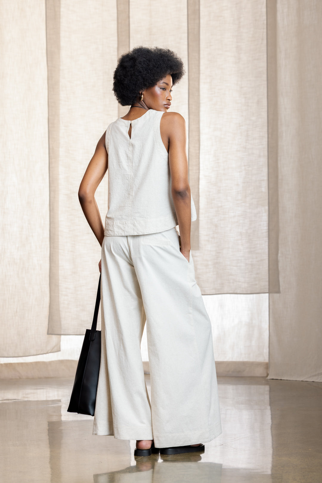Everleigh Structured Linen Wide Leg Pants