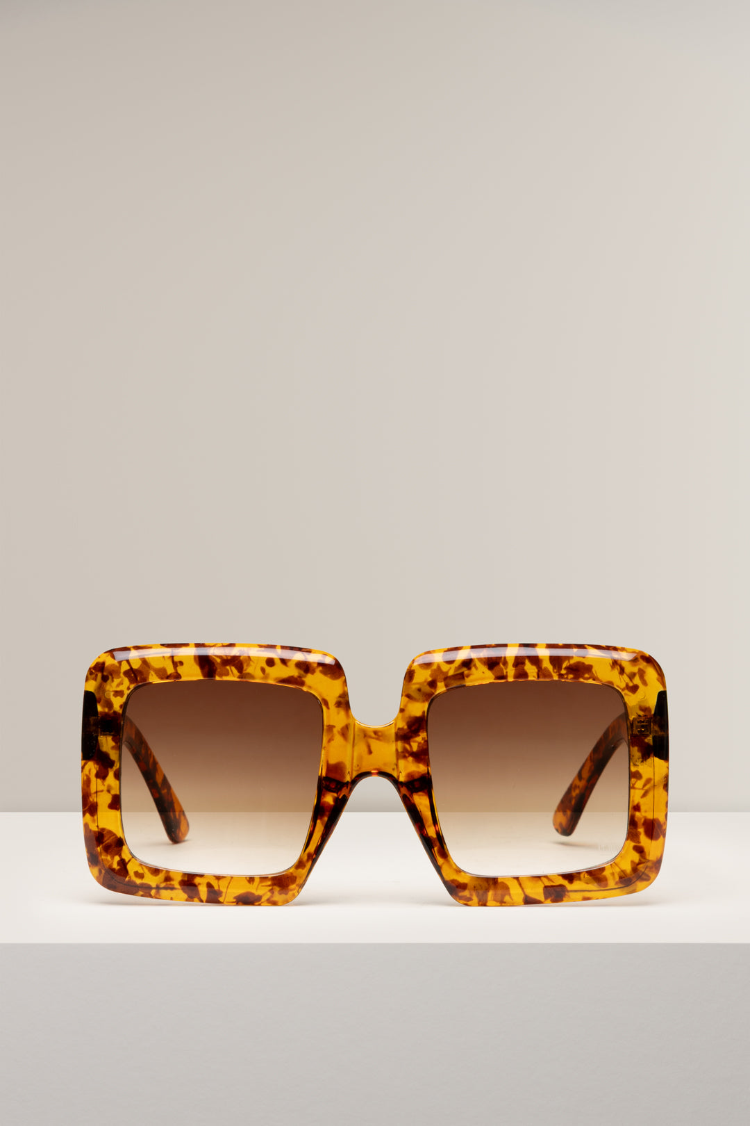 Mpho Oversized Sunglasses