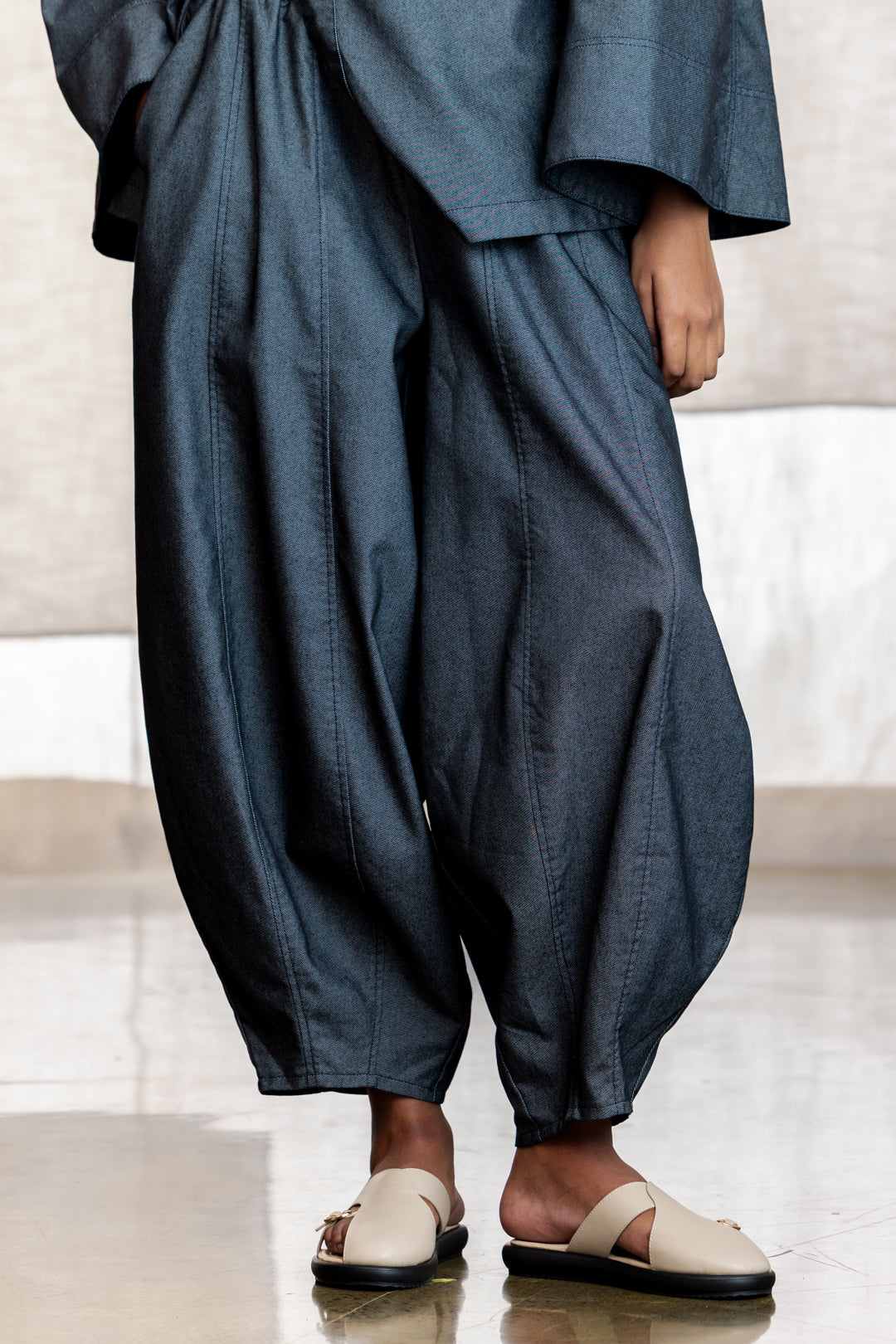 Lyra Soft Balloon Leg Pant