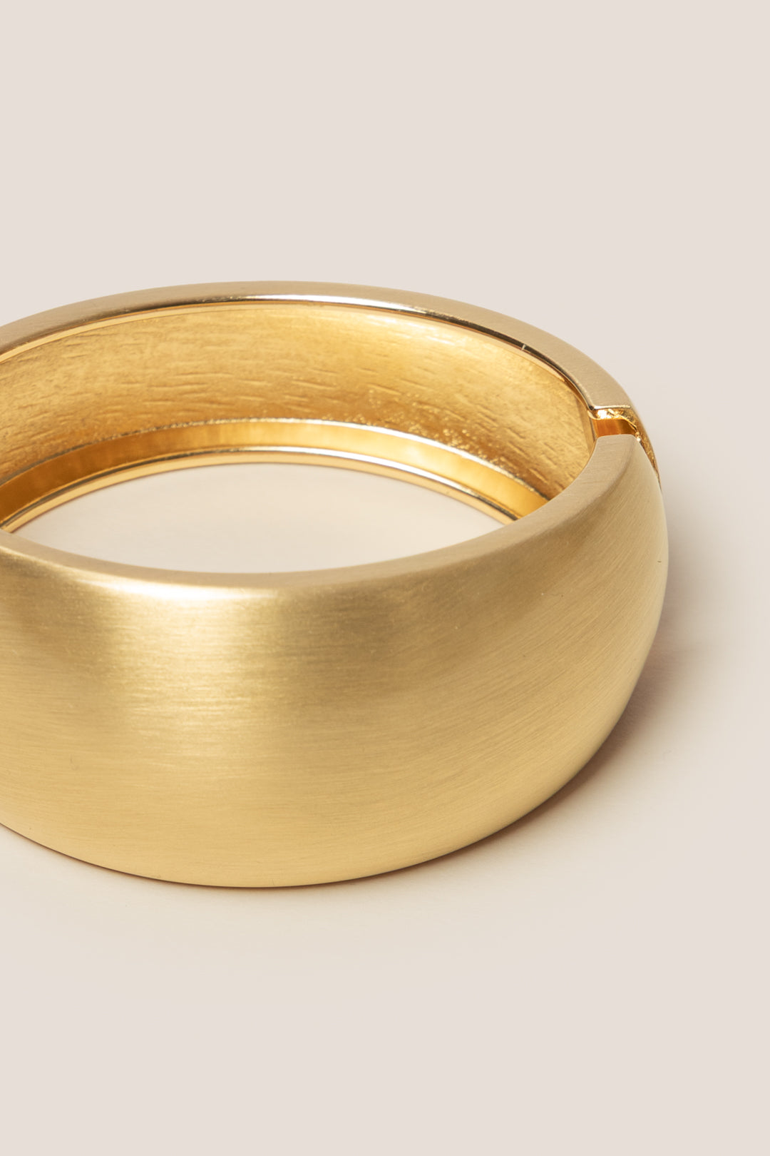 Chuma Solid Gold Bangle