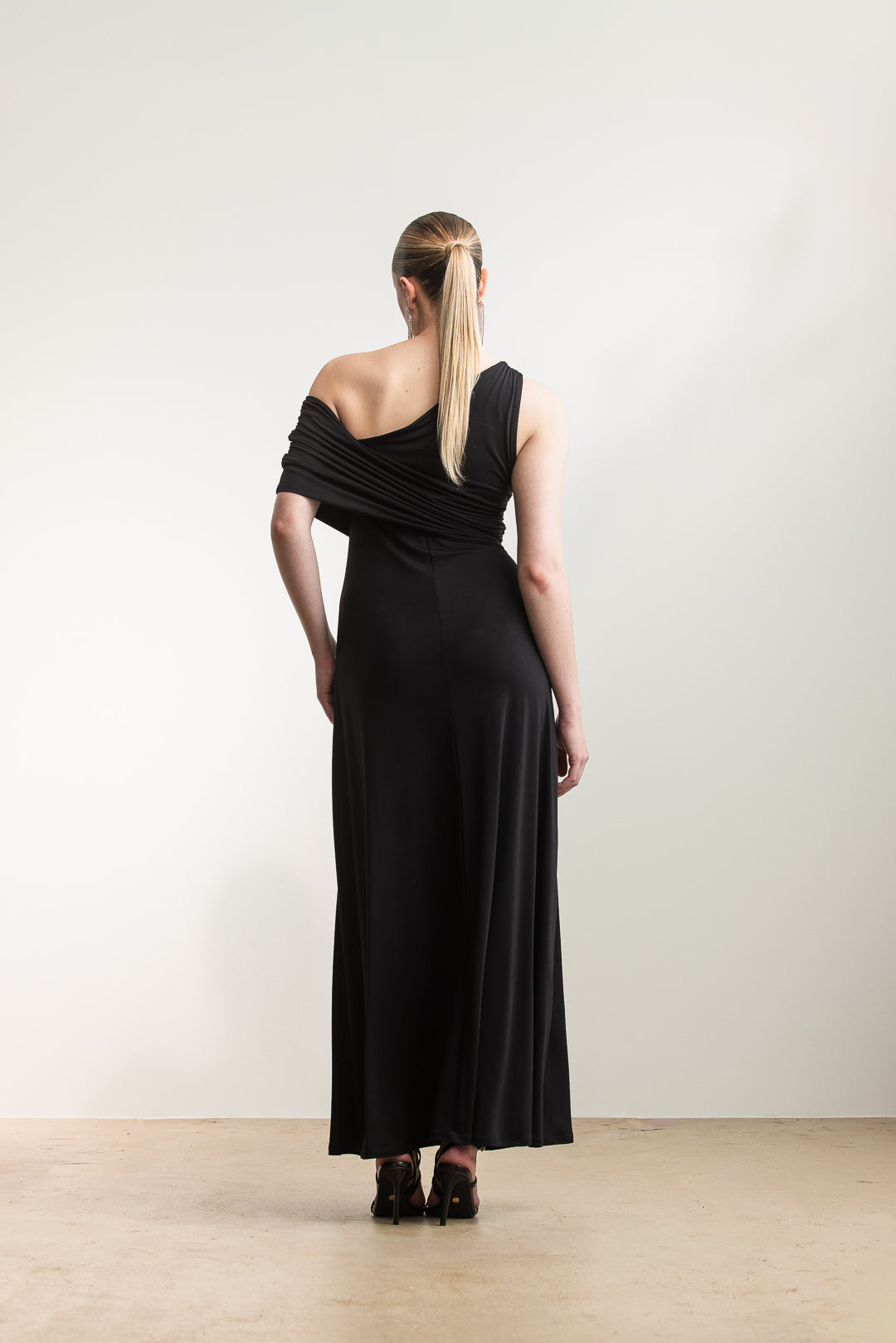 Alex One Shoulder Midi _ 168251 _ Black Texture