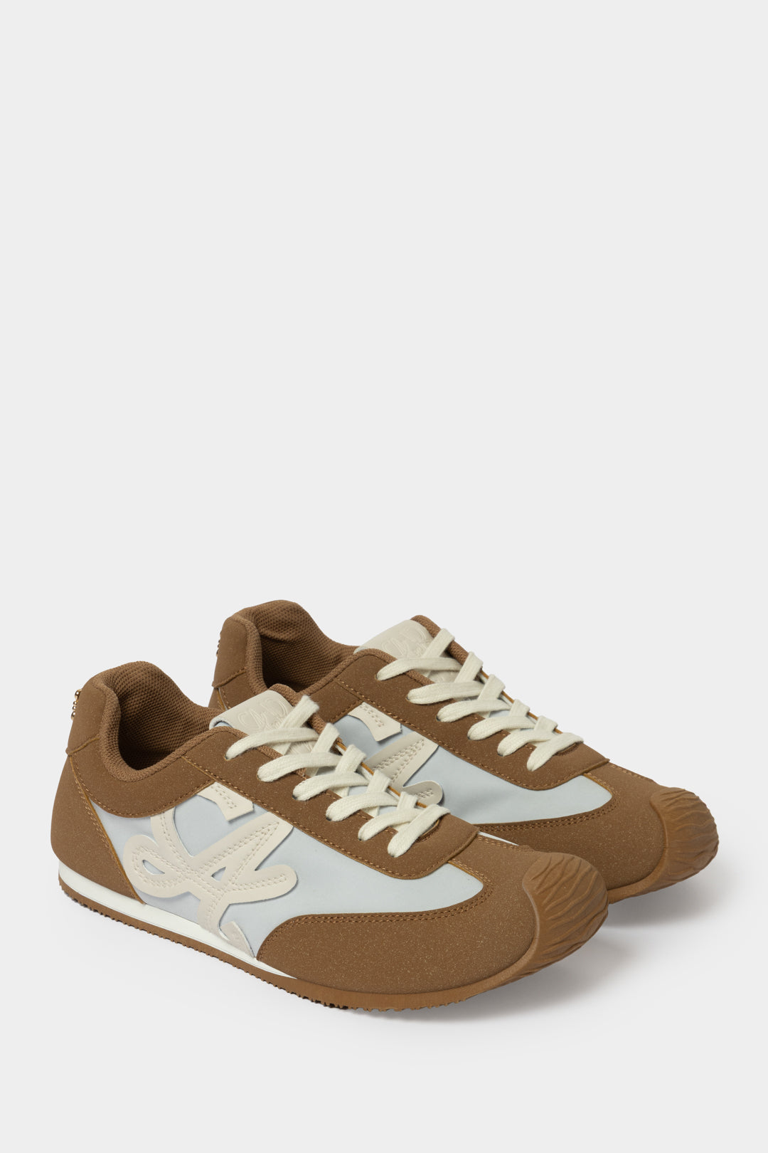 Siviwe 'A' Accent Retro Sneaker