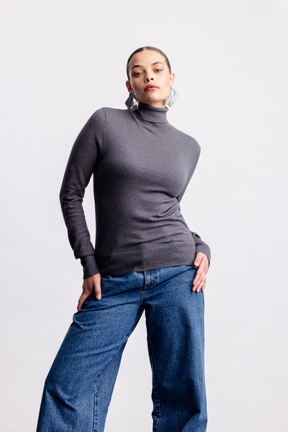 Quinn Poloneck _ 160099 _ Grey Mel