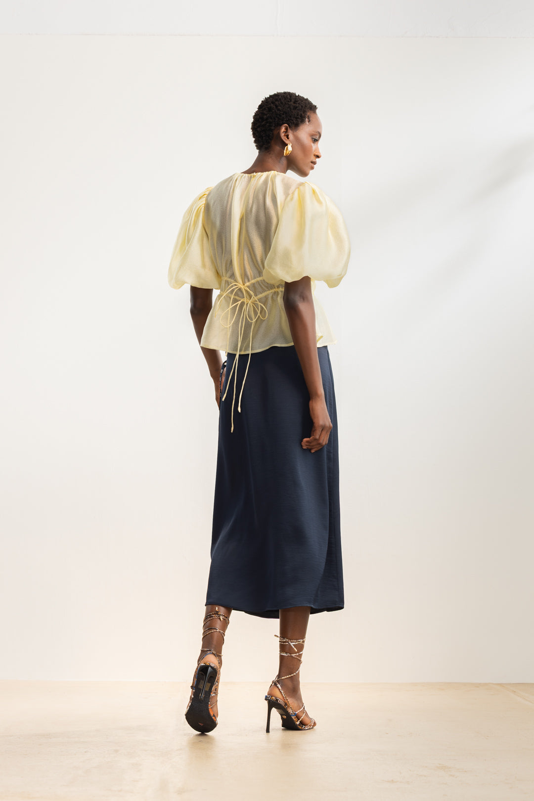 Elelwani Bubble Sleeve Top – AYANA