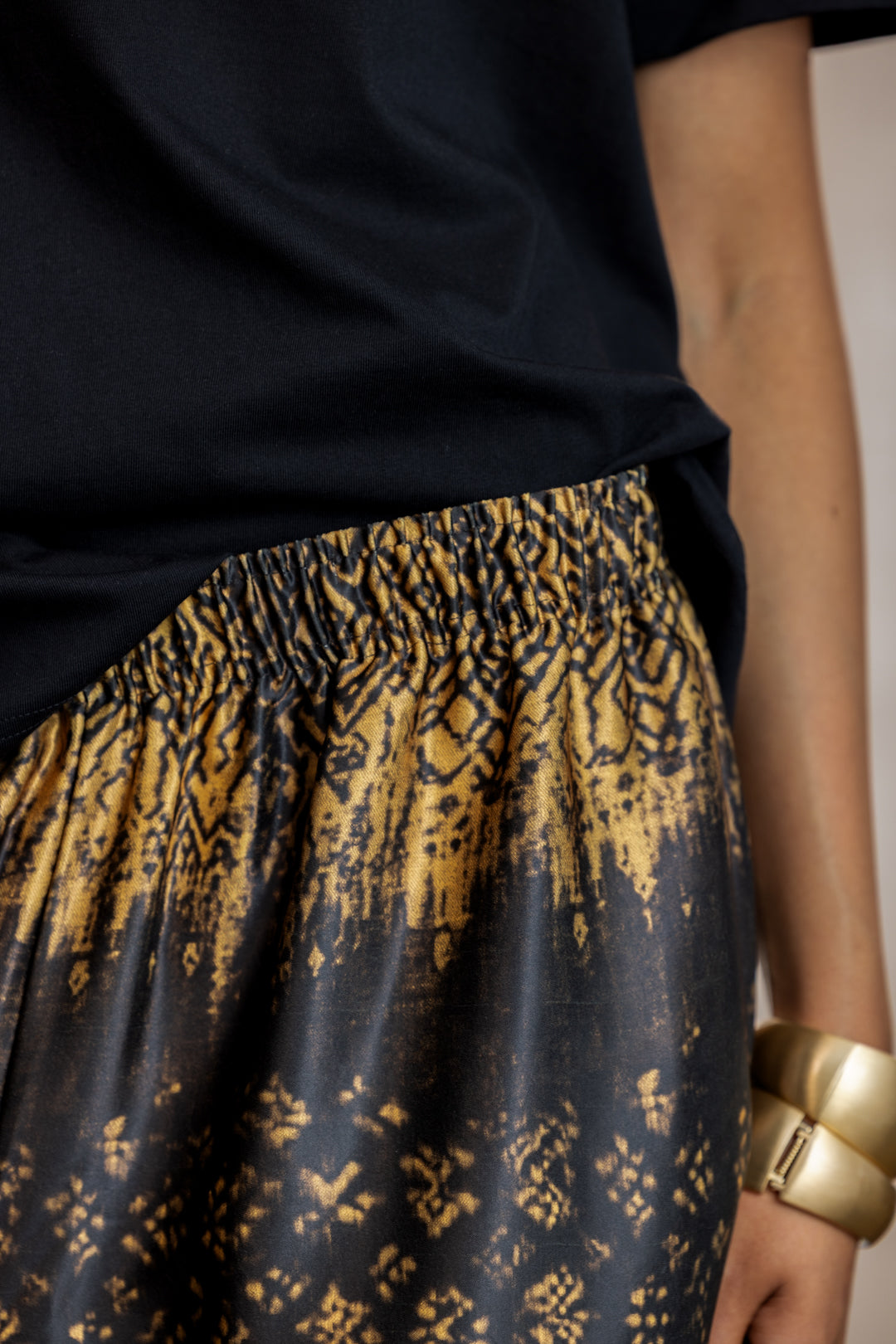 Shayla Balloon Satin Leg Pant