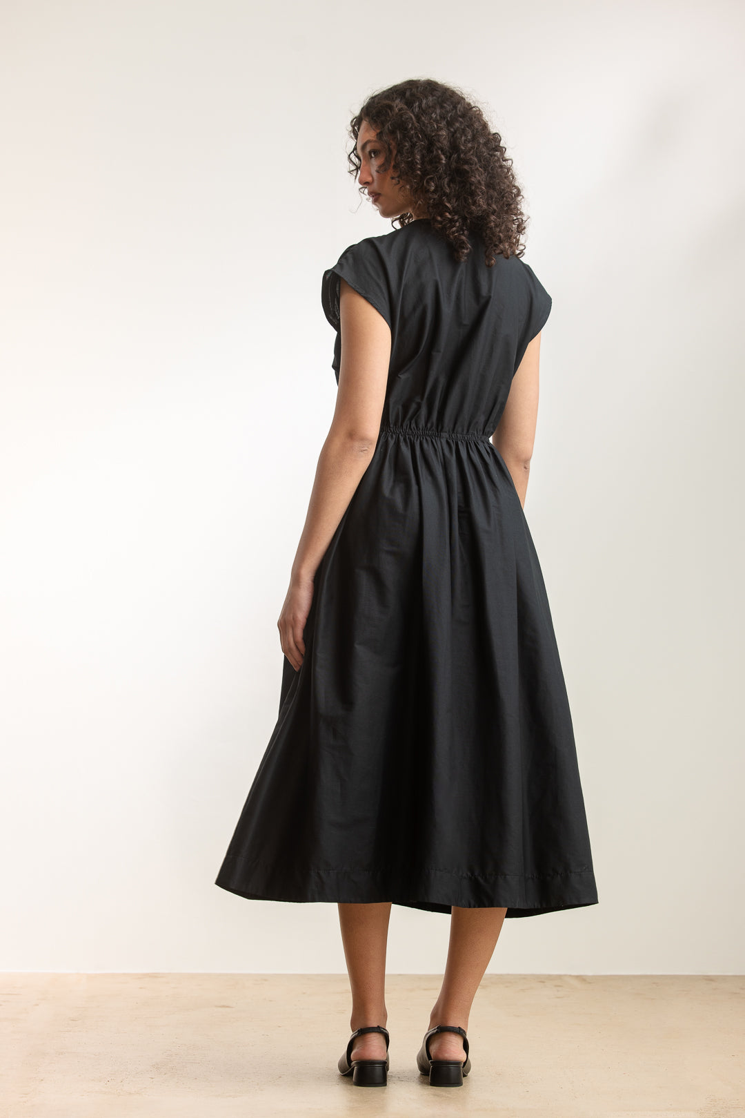 Coco Tie Front Midi _ 173162 _ Black