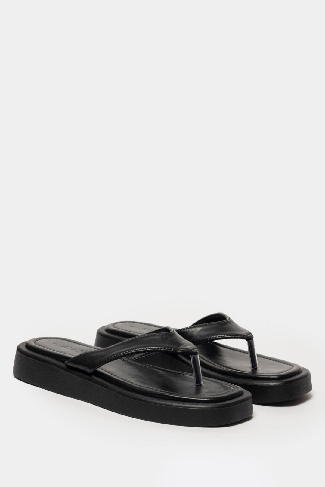 Lufuno Thong Sandal _ 168063 _ Black Texture