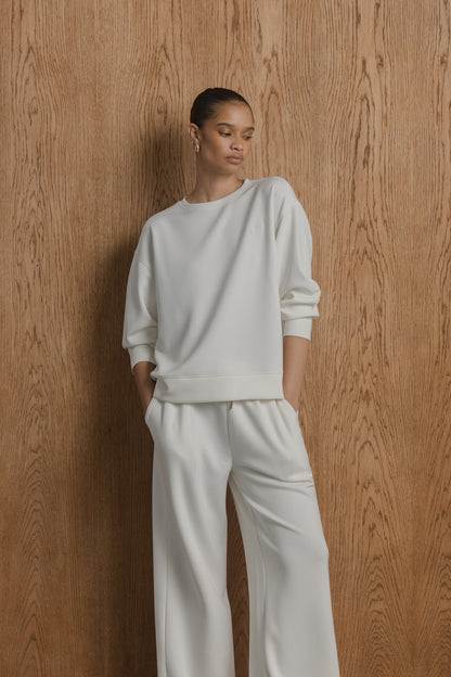 Reign Model Fleece Crew