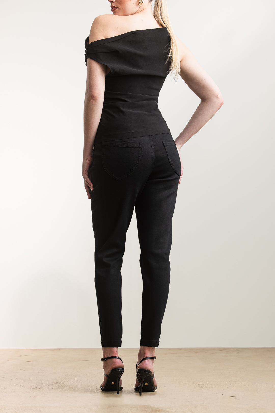 Muneeba Skinny Leg Jeans