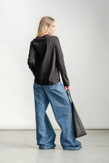 Alana T-Shirt _ 162722 _ Black Texture