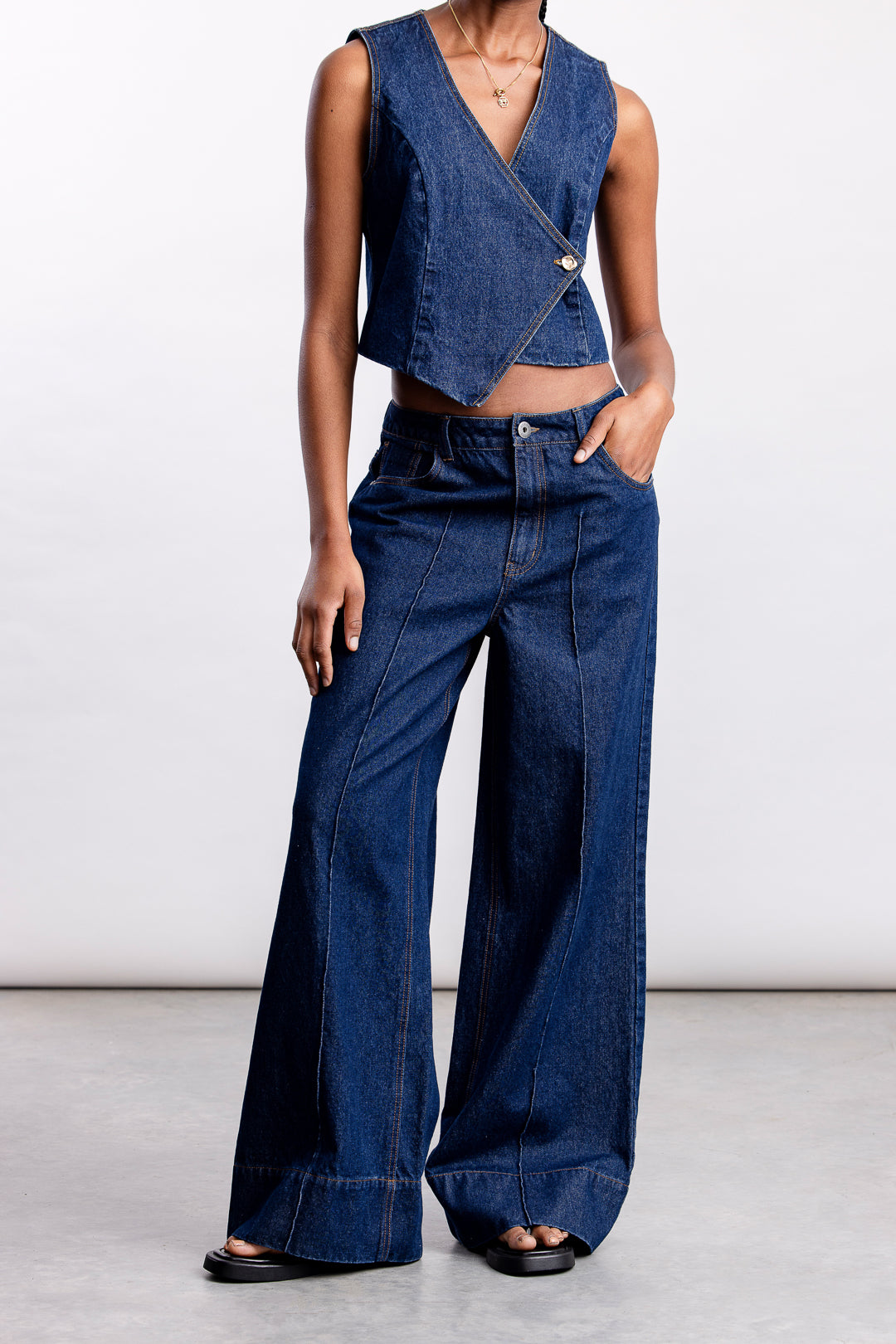 Rifqa Denim Waistcoat _ 163322 _ Blue Denim